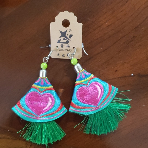 Bundle - Picture 3 of 9